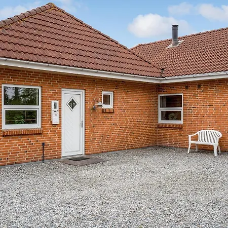 Lyngvejen V Semesterbostad *